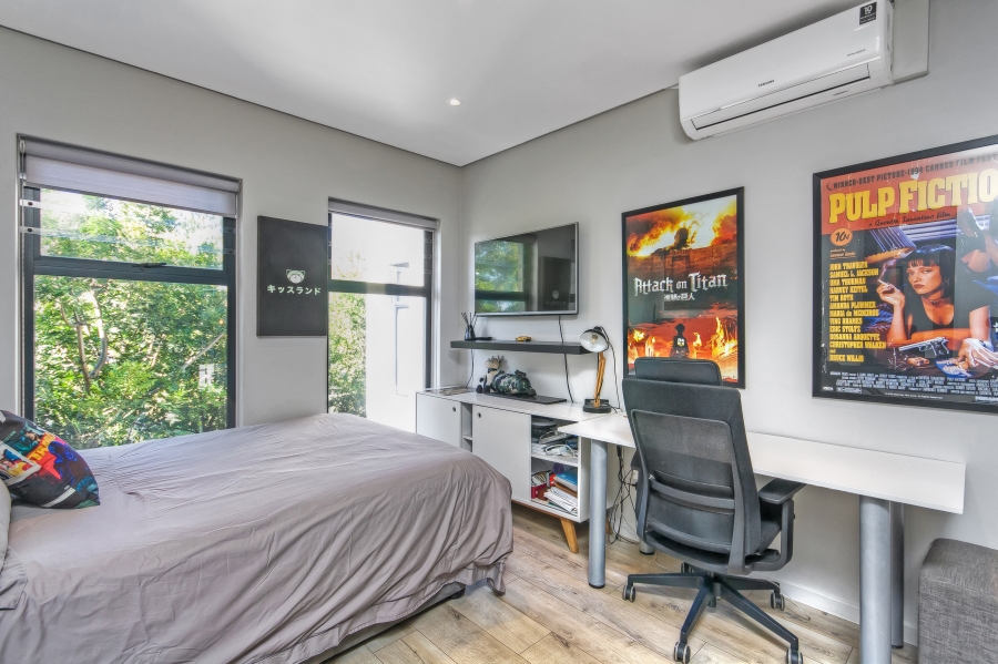 4 Bedroom Property for Sale in Crowthorne AH Gauteng