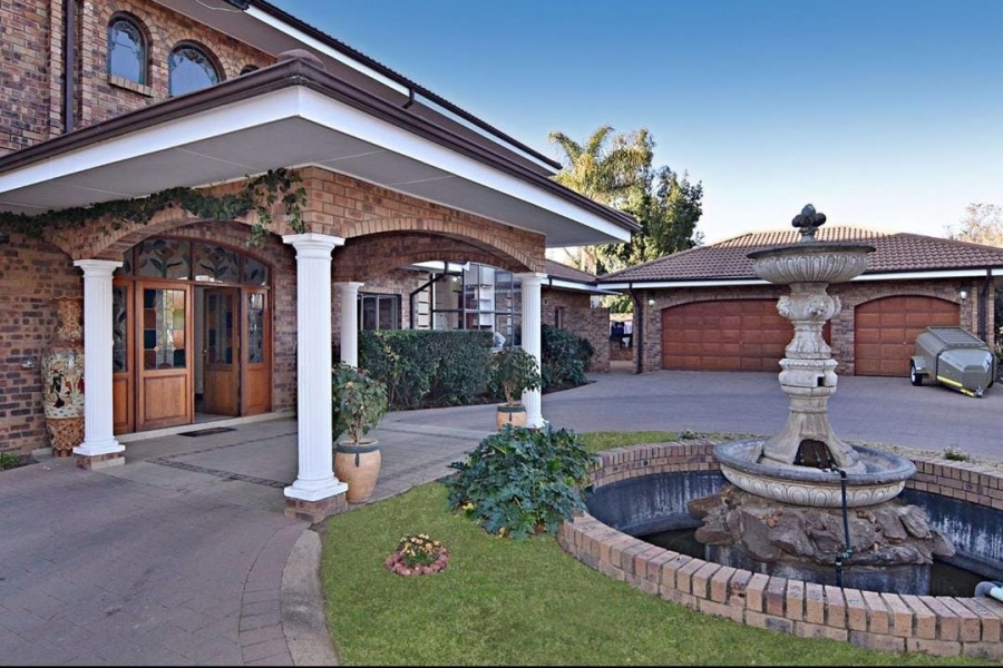 12 Bedroom Property for Sale in Saddlebrook Estate Gauteng