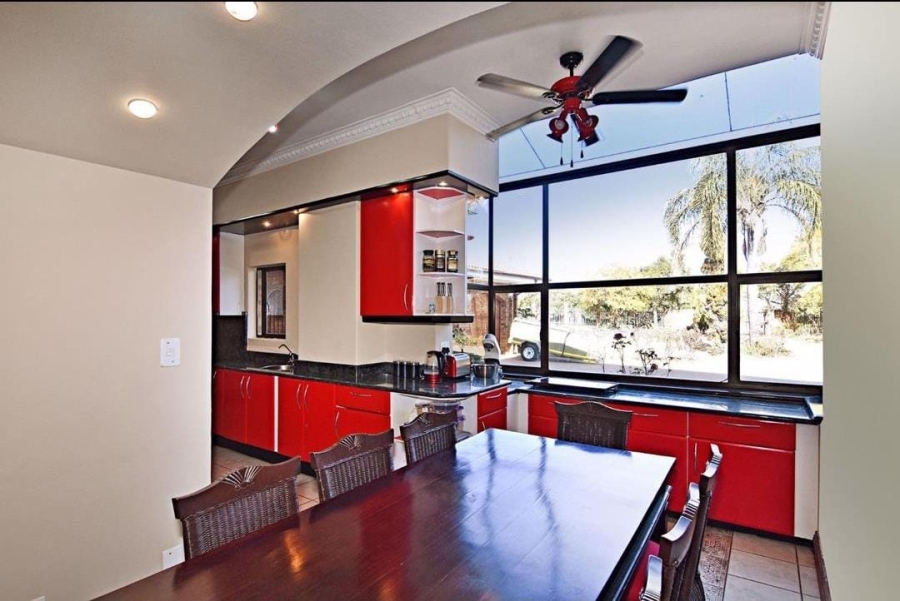 12 Bedroom Property for Sale in Saddlebrook Estate Gauteng