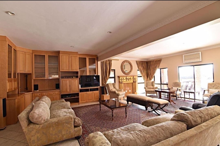 12 Bedroom Property for Sale in Saddlebrook Estate Gauteng