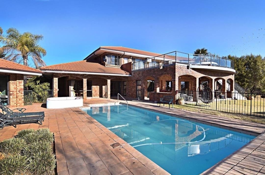 12 Bedroom Property for Sale in Saddlebrook Estate Gauteng