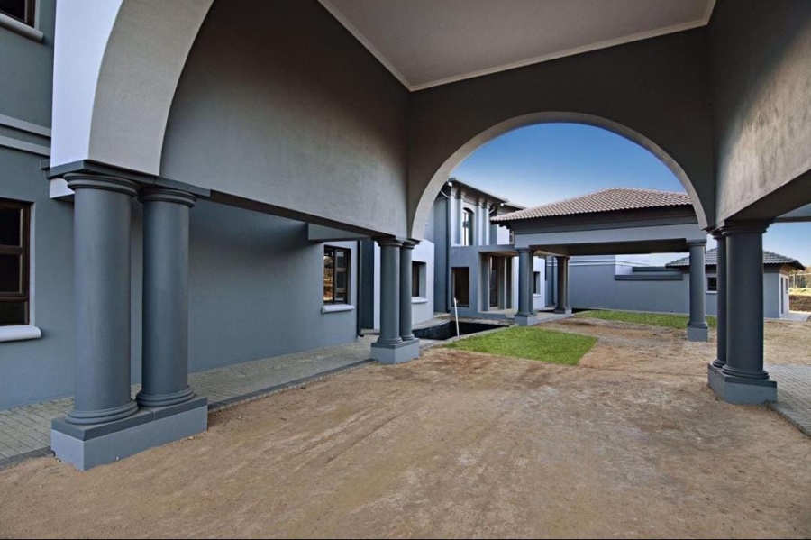12 Bedroom Property for Sale in Saddlebrook Estate Gauteng
