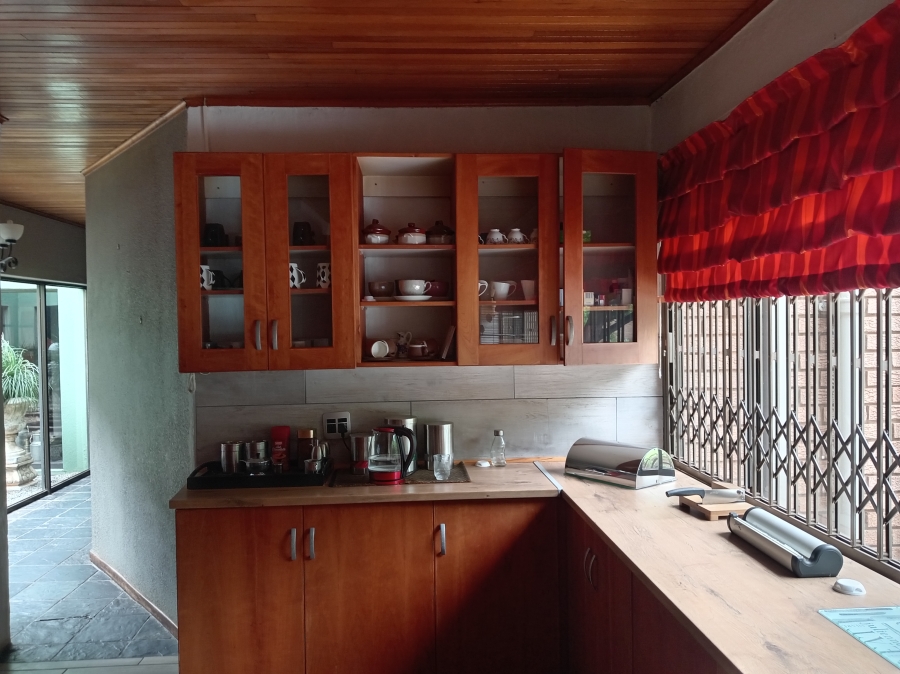 4 Bedroom Property for Sale in Van Der Merwes Kroon Gauteng