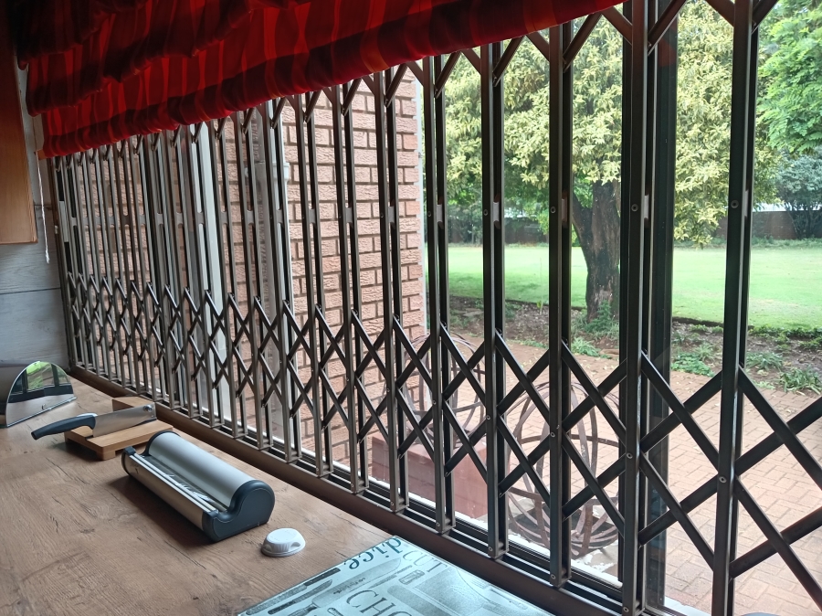 4 Bedroom Property for Sale in Van Der Merwes Kroon Gauteng