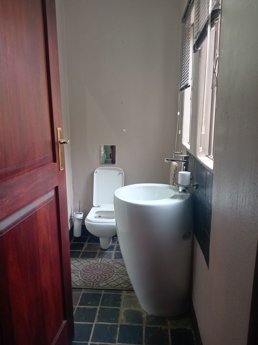 4 Bedroom Property for Sale in Van Der Merwes Kroon Gauteng