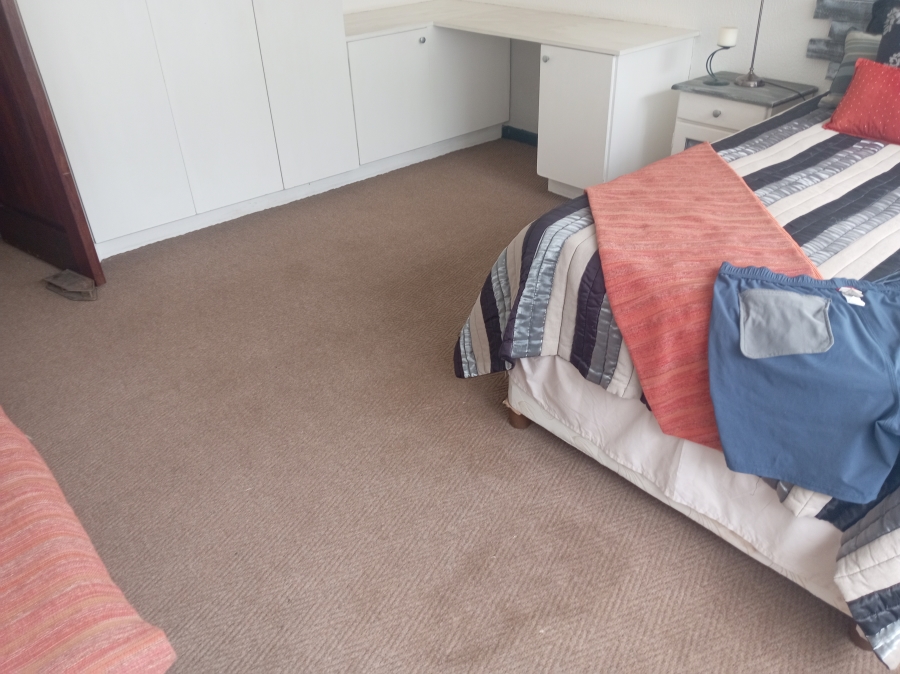 4 Bedroom Property for Sale in Van Der Merwes Kroon Gauteng