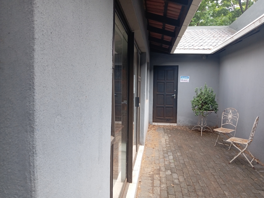 4 Bedroom Property for Sale in Van Der Merwes Kroon Gauteng