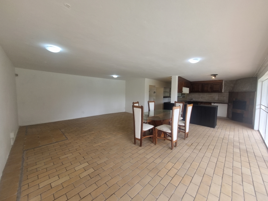 2 Bedroom Property for Sale in Waterkloof Ridge Gauteng