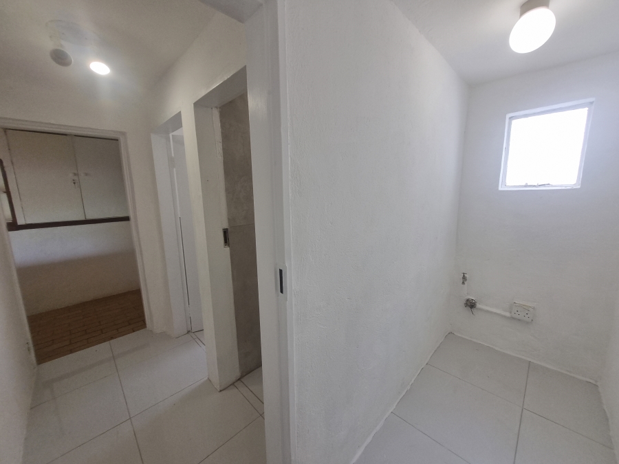 2 Bedroom Property for Sale in Waterkloof Ridge Gauteng