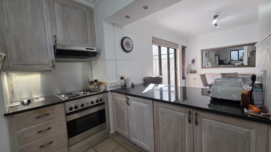 4 Bedroom Property for Sale in Boardwalk Manor Gauteng