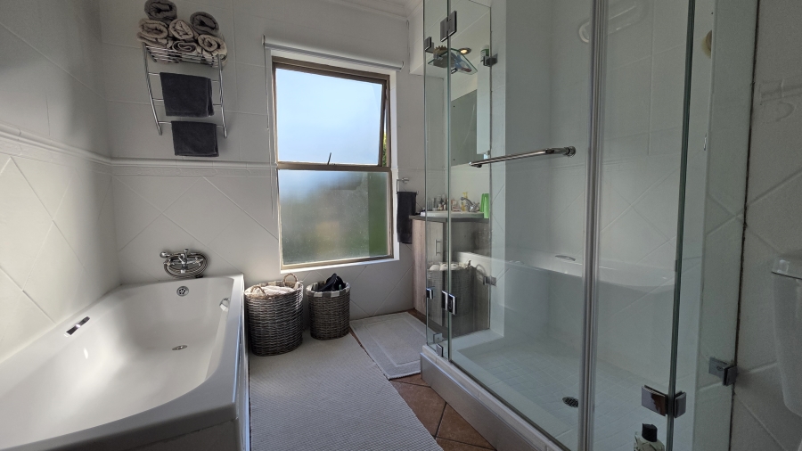 4 Bedroom Property for Sale in Boardwalk Manor Gauteng