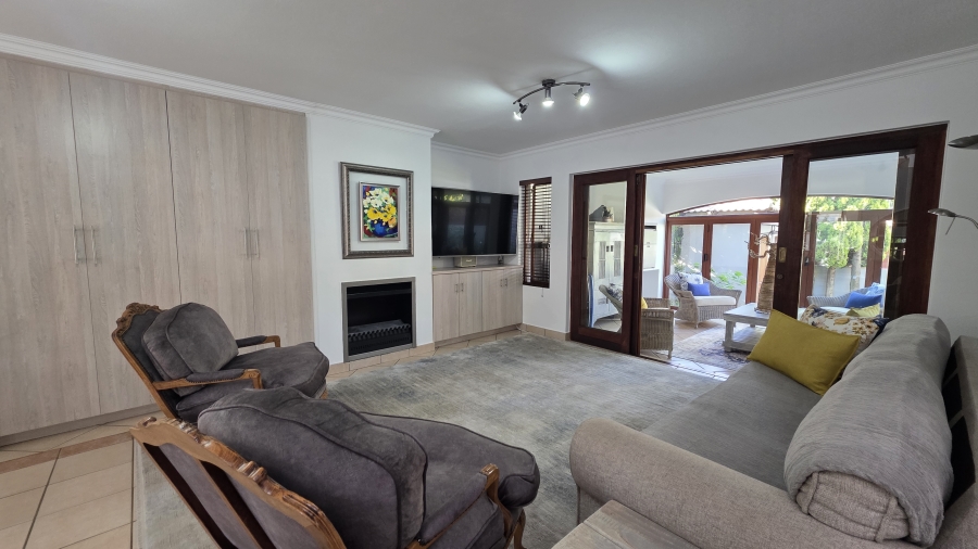 4 Bedroom Property for Sale in Boardwalk Manor Gauteng