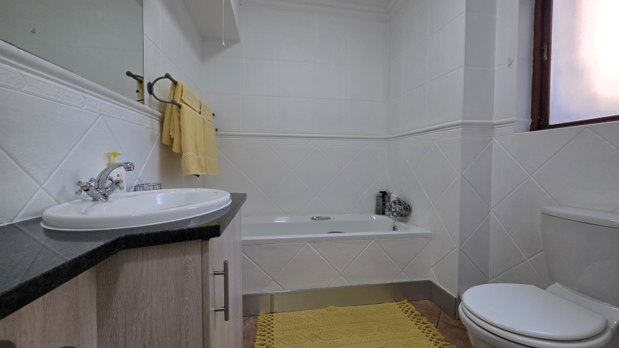 4 Bedroom Property for Sale in Boardwalk Manor Gauteng