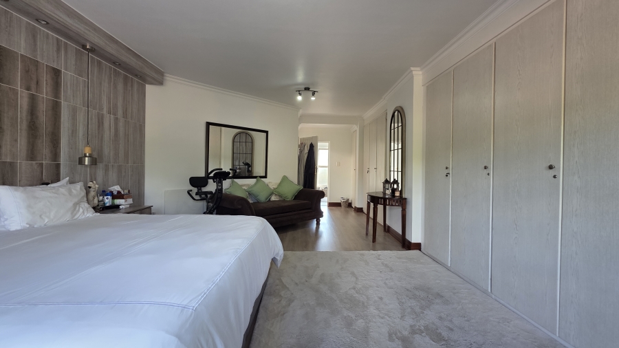 4 Bedroom Property for Sale in Boardwalk Manor Gauteng