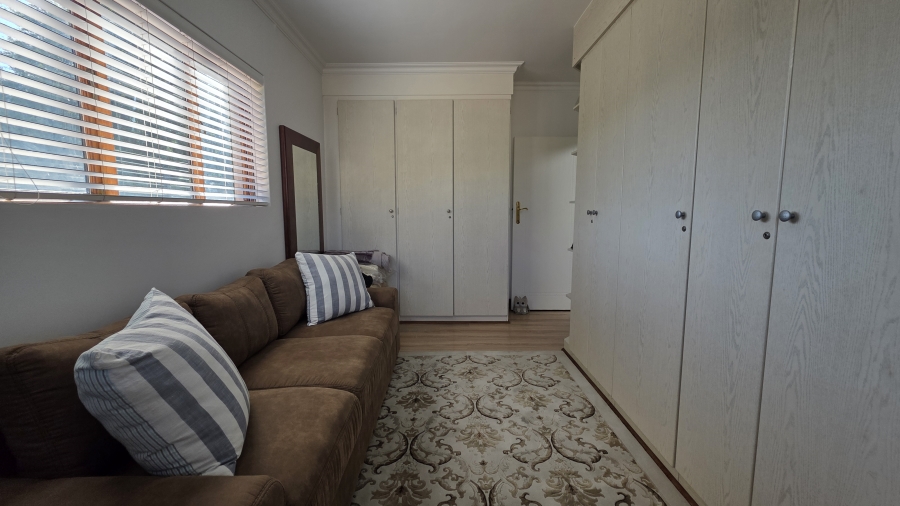 4 Bedroom Property for Sale in Boardwalk Manor Gauteng