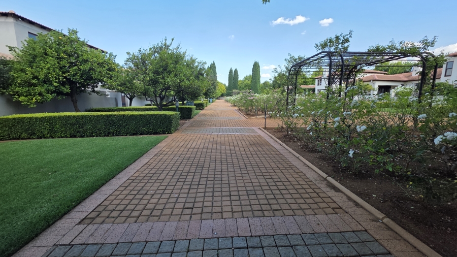 4 Bedroom Property for Sale in Boardwalk Manor Gauteng