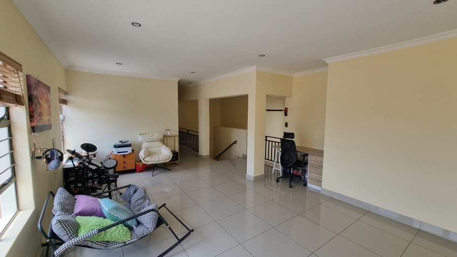 4 Bedroom Property for Sale in Willow Acres Gauteng