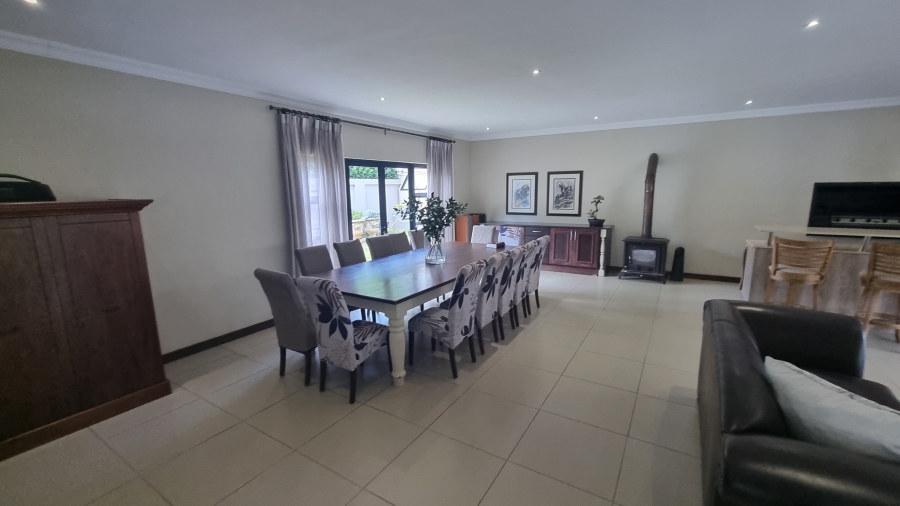 6 Bedroom Property for Sale in Silverwoods Country Estate Gauteng