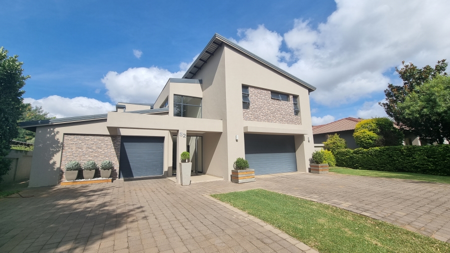 6 Bedroom Property for Sale in Silverwoods Country Estate Gauteng