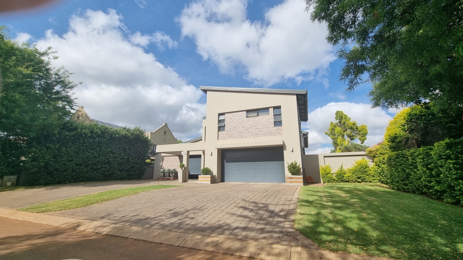 6 Bedroom Property for Sale in Silverwoods Country Estate Gauteng