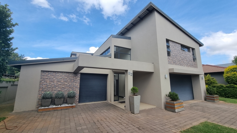 6 Bedroom Property for Sale in Silverwoods Country Estate Gauteng