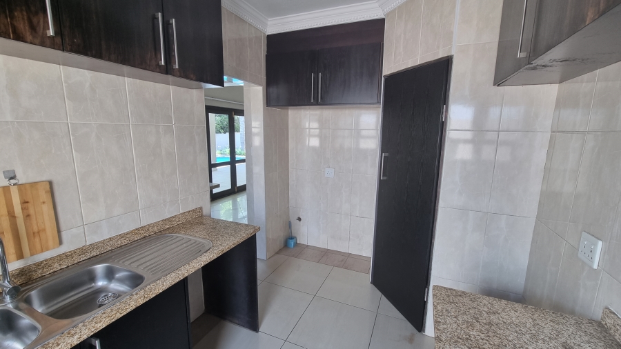 5 Bedroom Property for Sale in Willow Acres Gauteng