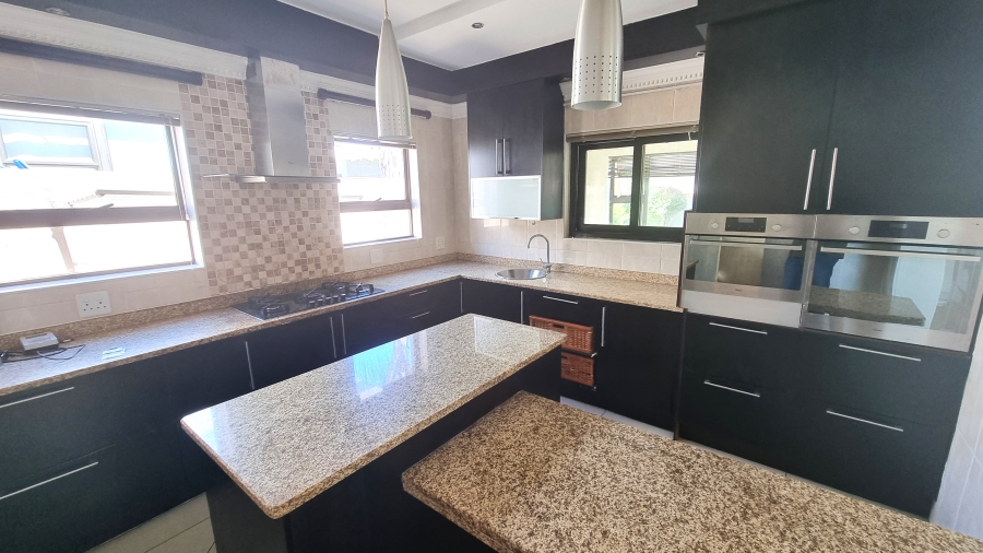 5 Bedroom Property for Sale in Willow Acres Gauteng