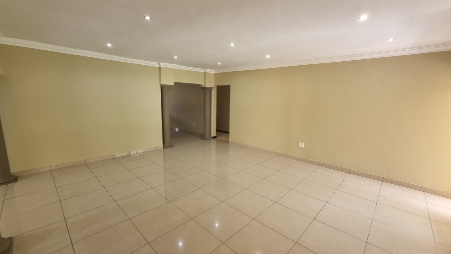 To Let 3 Bedroom Property for Rent in Willow Acres Gauteng