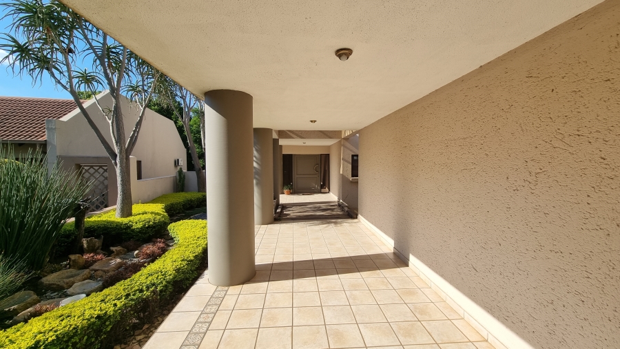 3 Bedroom Property for Sale in Silver Lakes Golf Estate Gauteng
