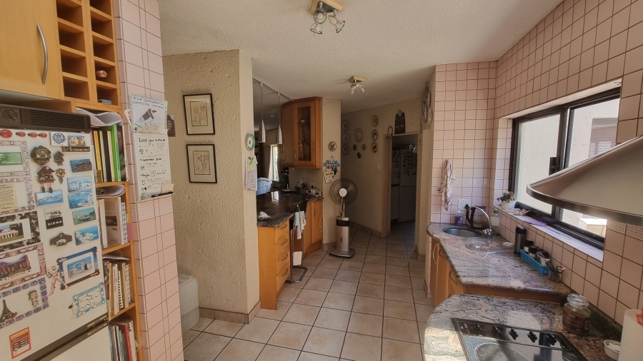 3 Bedroom Property for Sale in Silver Lakes Golf Estate Gauteng