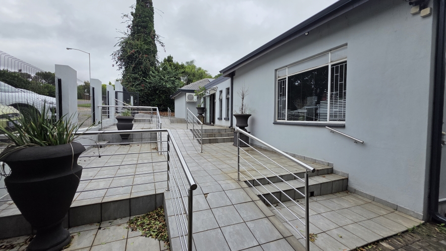12 Bedroom Property for Sale in Moreleta Park Gauteng