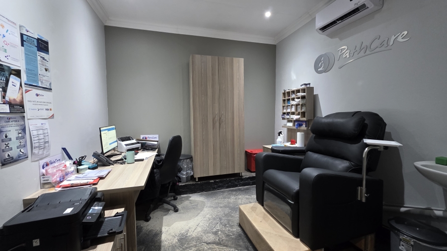 12 Bedroom Property for Sale in Moreleta Park Gauteng