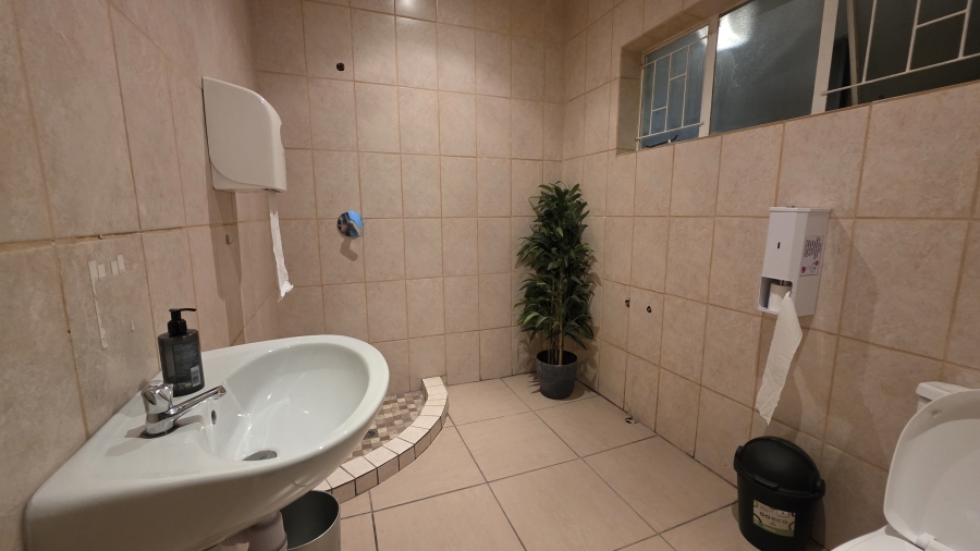 12 Bedroom Property for Sale in Moreleta Park Gauteng