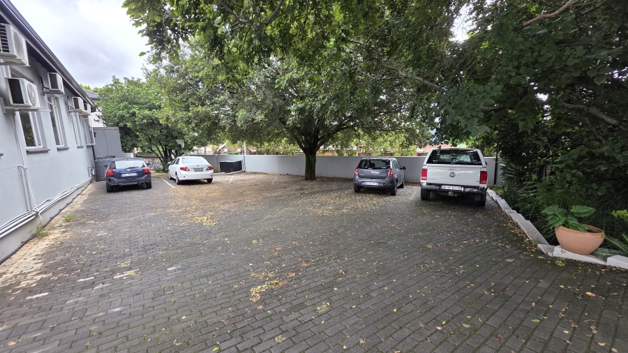 12 Bedroom Property for Sale in Moreleta Park Gauteng