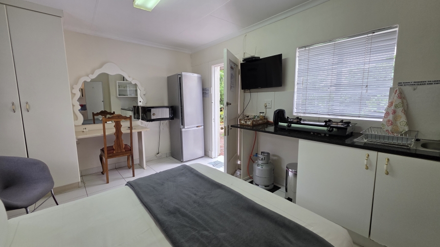 6 Bedroom Property for Sale in Brooklyn Gauteng