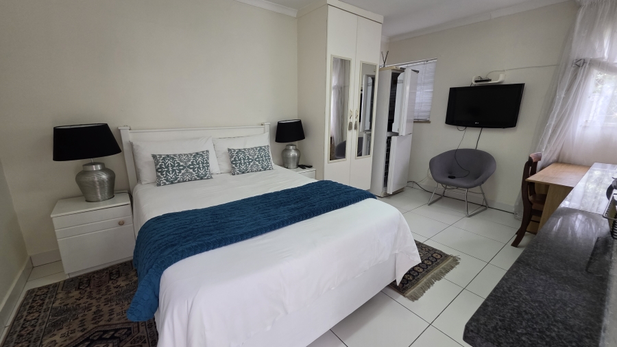 6 Bedroom Property for Sale in Brooklyn Gauteng