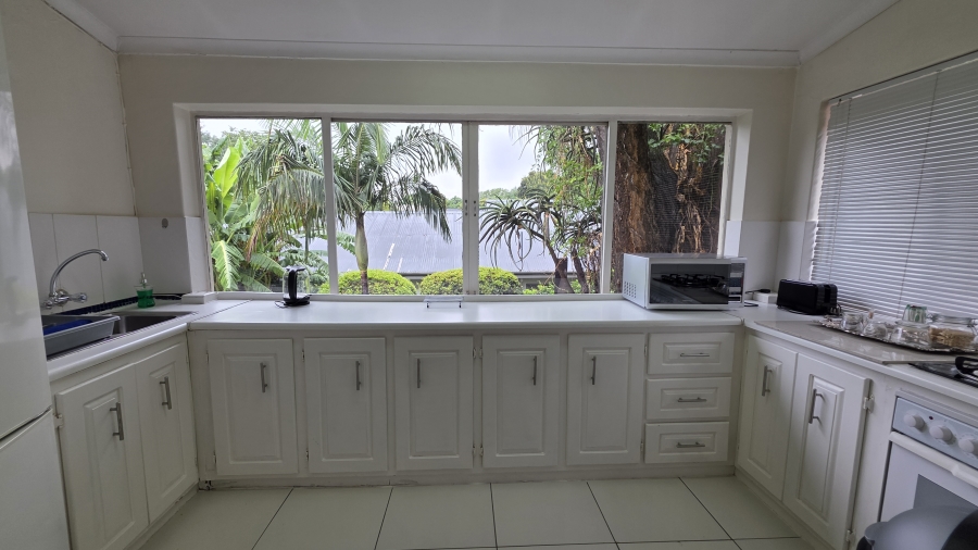 6 Bedroom Property for Sale in Brooklyn Gauteng