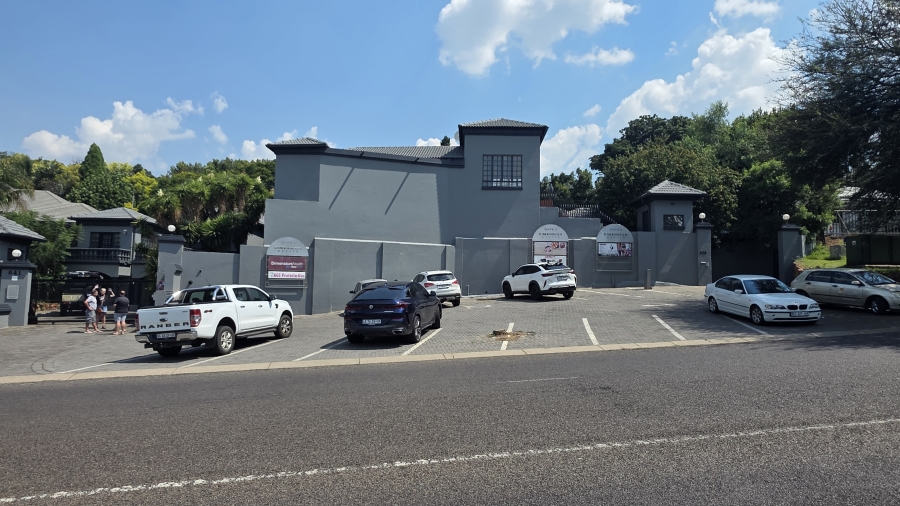 15 Bedroom Property for Sale in Moreleta Park Gauteng
