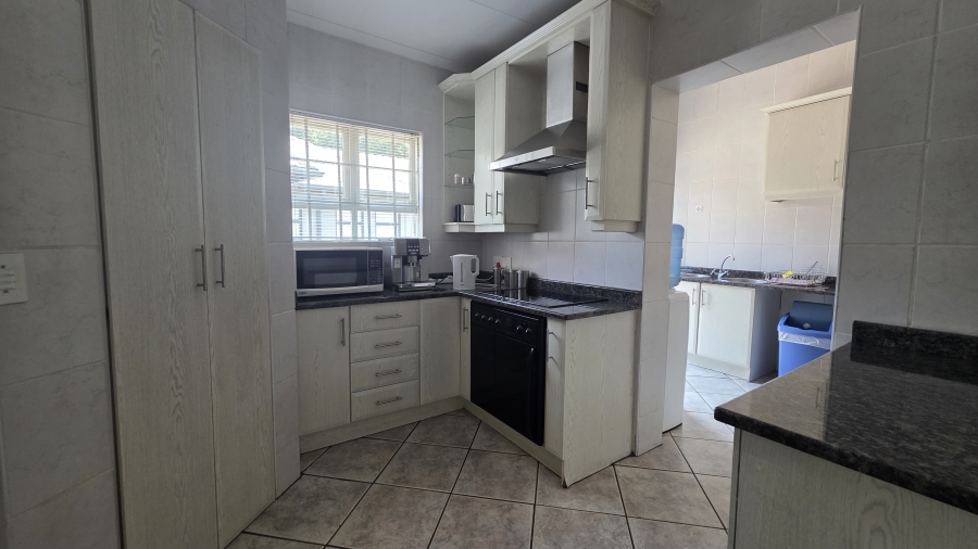 15 Bedroom Property for Sale in Moreleta Park Gauteng