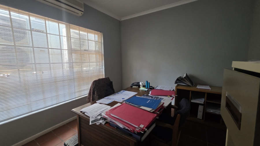 15 Bedroom Property for Sale in Moreleta Park Gauteng