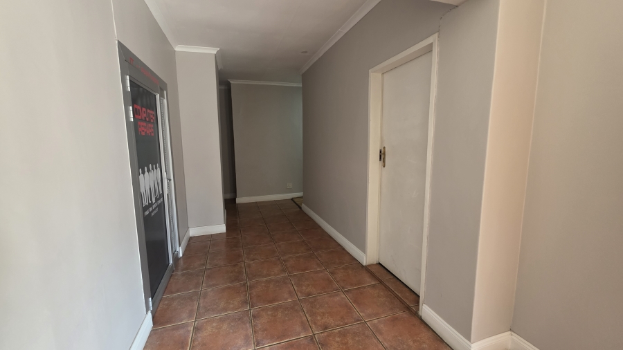 15 Bedroom Property for Sale in Moreleta Park Gauteng