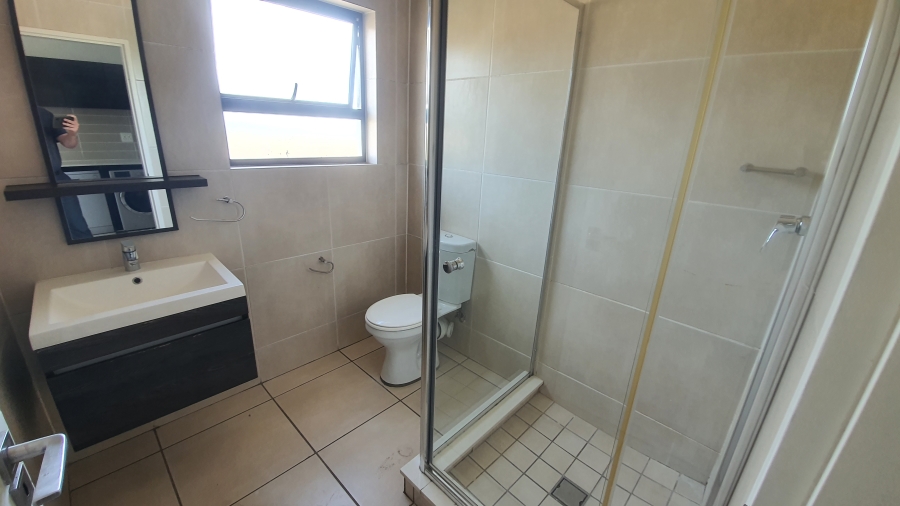 1 Bedroom Property for Sale in Equestria Gauteng