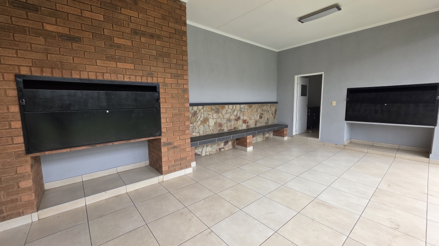 1 Bedroom Property for Sale in Equestria Gauteng