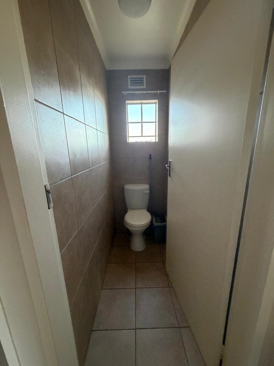 3 Bedroom Property for Sale in Olievenhoutbosch Gauteng