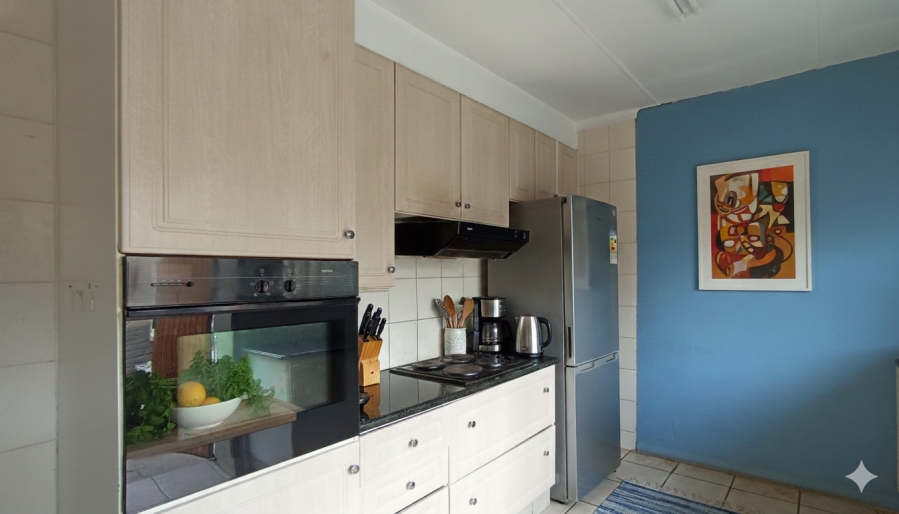 5 Bedroom Property for Sale in Wychwood Gauteng