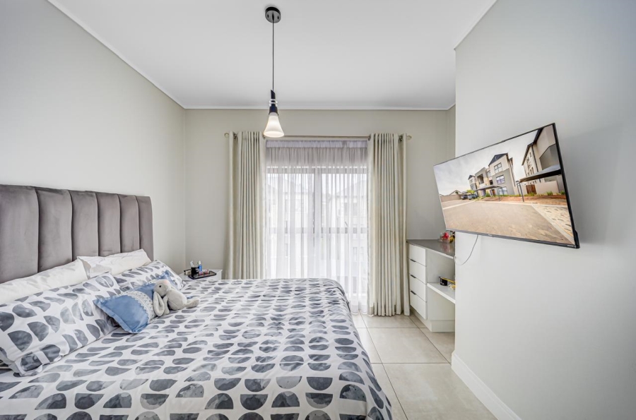 2 Bedroom Property for Sale in The Polofields Gauteng