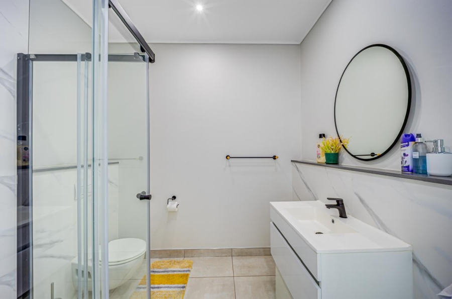 2 Bedroom Property for Sale in The Polofields Gauteng