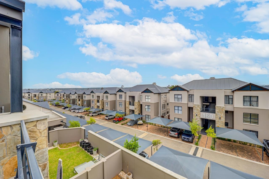 2 Bedroom Property for Sale in The Polofields Gauteng