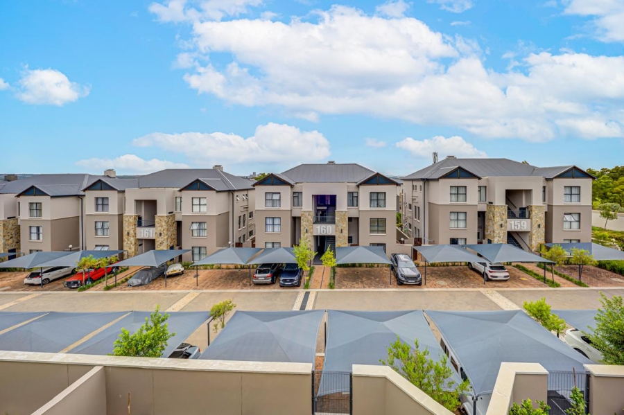 2 Bedroom Property for Sale in The Polofields Gauteng