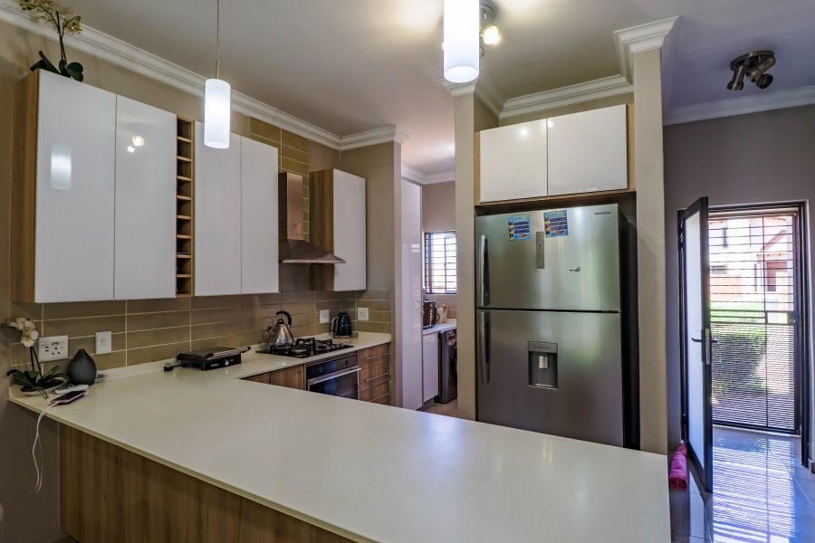 3 Bedroom Property for Sale in Monavoni Gauteng